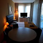 Cozy In Barcelo Royal ***** *