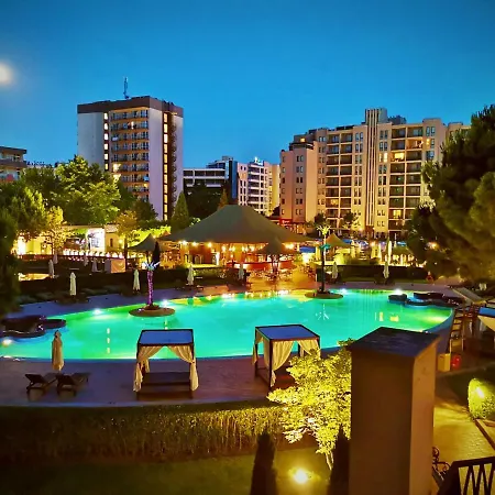 Cozy In Barcelo Royal *****